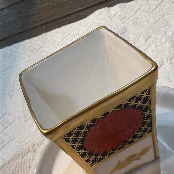 1961-74 Chrysanthemum Abbeydale Duffield Derbyshire Bone China Mini Vase England - Picture 12 of 16